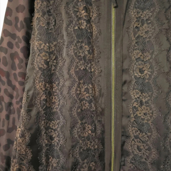 EVY'S TREE Leopars Knit Pieced Jacket, Lace Front Panel, Chocolate Brown, XL - Picture 7 of 16